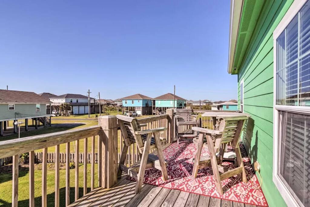 Coastal Heaven - Crystal Beach Relaxing Beach Home Bolivar Peninsula Exterior foto